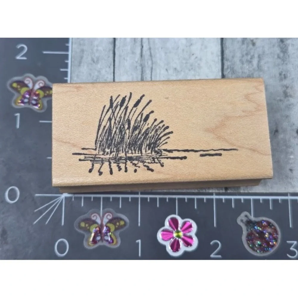 Double D Tall Grass Water Reeds Pond 1997 Rubber Stamp Wood #P115